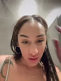 __IRIS__ stripchat stream image