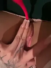 babydolll stripchat stream image