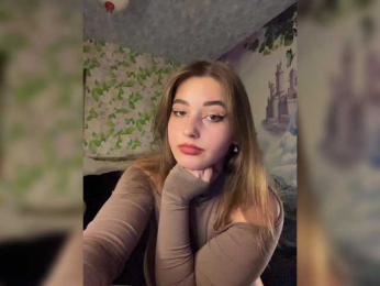 little-devil bongacams stream image