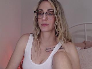 Zoey Evans flirt4free stream image