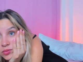 vaiolet-rose camsoda stream image