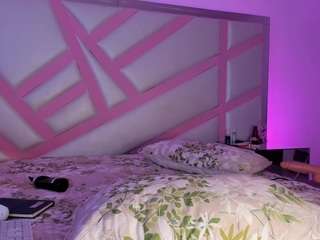 paulinasoto camsoda stream image