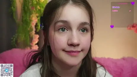 AmiLewis stripchat stream image