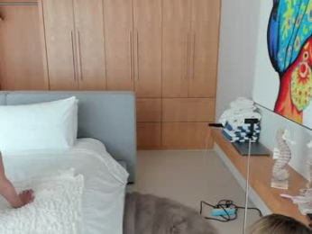 yesonee chaturbate stream image