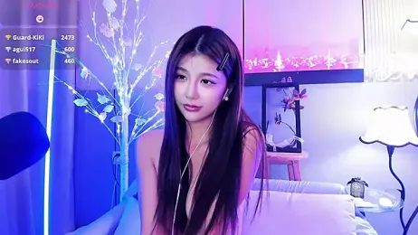 Kiki--2025 stripchat stream image