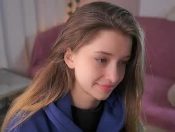 little_poetry chaturbate stream image