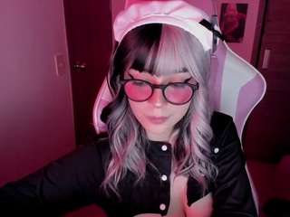 emilyhick camsoda stream image