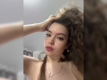 YourLadyyy bongacams stream image