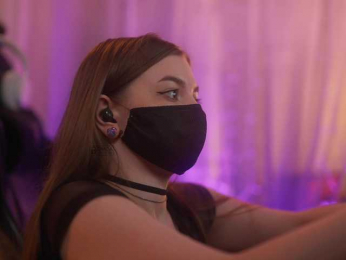 arimass bongacams stream image