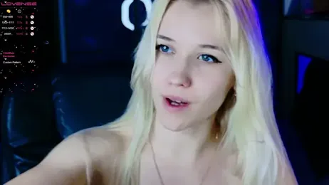 ShhhO_O stripchat stream image