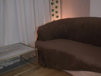 little_poetry chaturbate stream image