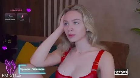 Holl1Would stripchat stream image