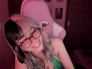 emilyhick camsoda stream image