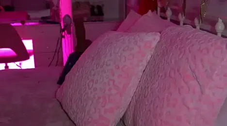 emmagray001 stripchat stream image