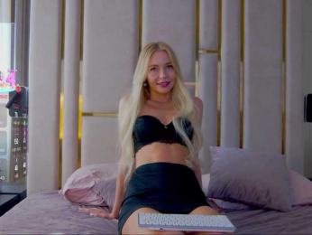 WhiteGirl-one bongacams stream image