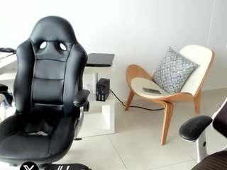 emilybrowm camsoda stream image