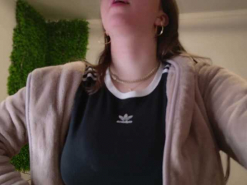 EmilyxJames bongacams stream image