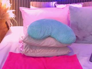 Victoria Lois flirt4free stream image