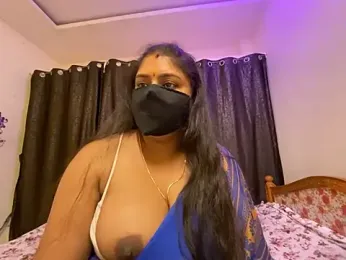 LouleyRanii stripchat stream image