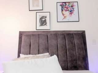 helen-moorex camsoda stream image