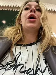 Sweet___Emily stripchat stream image