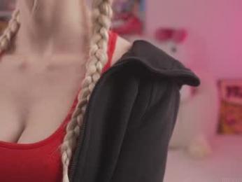 bunnydollstella chaturbate stream image, 02.04.2025 22:20