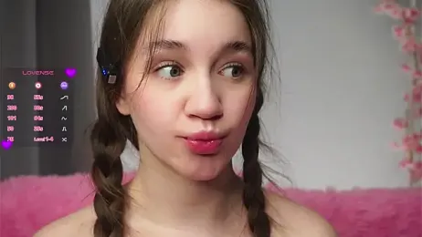 AmiLewis stripchat stream image