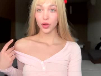 cutieeeeva chaturbate stream image