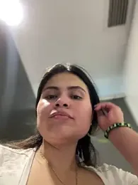 melanny10 stripchat stream image