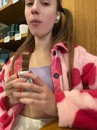 Lia__Love stripchat stream image