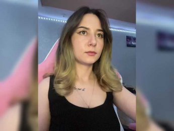 Unearthly bongacams stream image