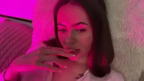 AlmaryKim stripchat stream image