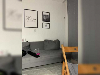 IRAONIC bongacams stream image