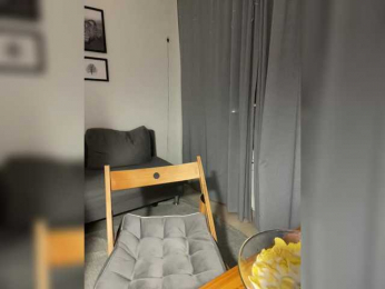 IRAONIC bongacams stream image