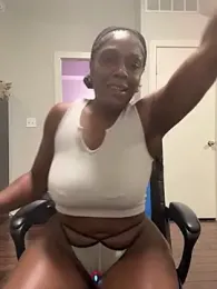 TilaTotti stripchat stream image