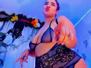 hannamiills camsoda stream image