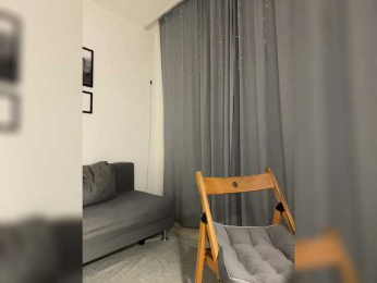 IRAONIC bongacams stream image