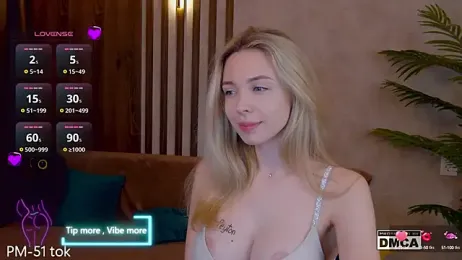 Holl1Would stripchat stream image