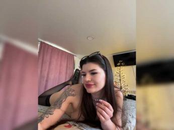 -MaybeBaby- bongacams stream image