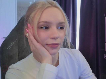 fymryn bongacams stream image