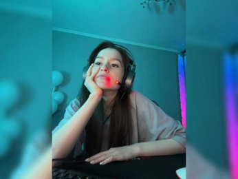 whiteTEA bongacams stream image