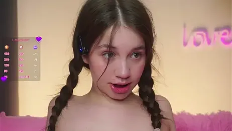 AmiLewis stripchat stream image