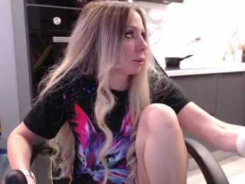 blondalina bongacams stream image