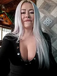 MILFBARBY stripchat stream image