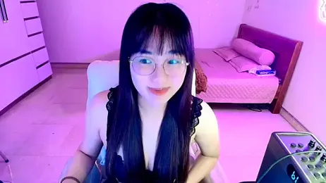 Queen_2k6 stripchat stream image