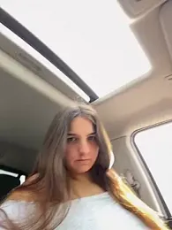 DoriDeluxe66 stripchat stream image