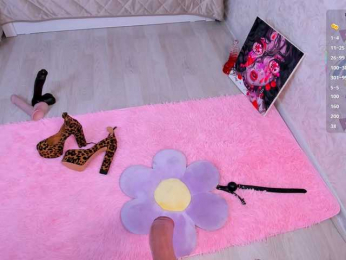 Karol-lovely bongacams stream image