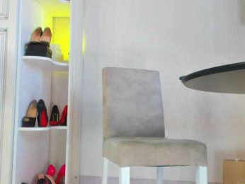 Femdomheels bongacams stream image