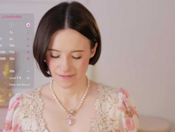 MissEssie bongacams stream image