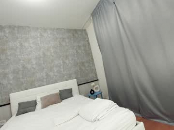 ehotlovea chaturbate stream image